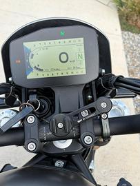 Benelli  scrambler  800