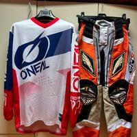 PANTALONI E MAGLIE DA MOTOCROSS