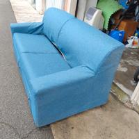 Divano blu 2-3 posti