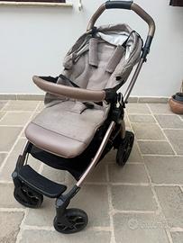 Passeggino ,Navicella e OvettoPeg Perego Mon Amour