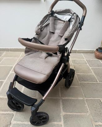 Passeggino ,Navicella e OvettoPeg Perego Mon Amour