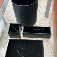 Set scrivania in cuoio nero