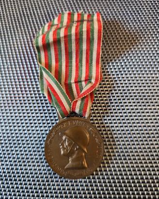medaglia commemorativa guerra 1915-1918