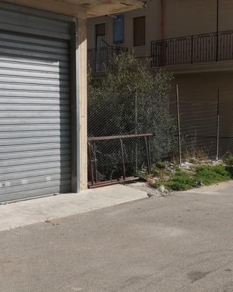 Garage a Cagnano Varano