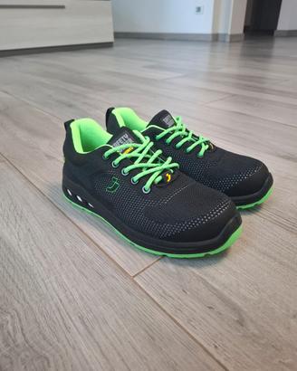 Scarpe antinfortunistiche 