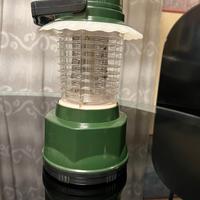 Lampada insetticida portatile a batteria