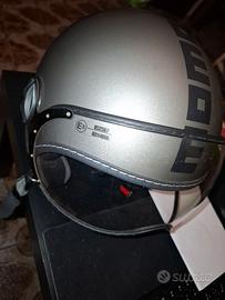 casco Momo