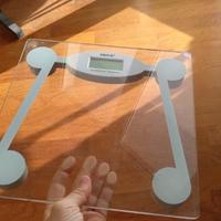 Bilancia Ikea lottorp trasparente mai usata