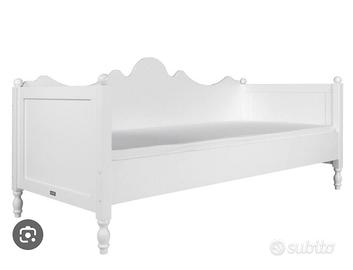 Lettino come da foto.