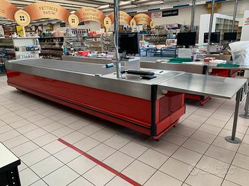 Banconi cassa con rullo e postazione pc