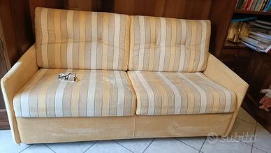 Divano letto in tessuto