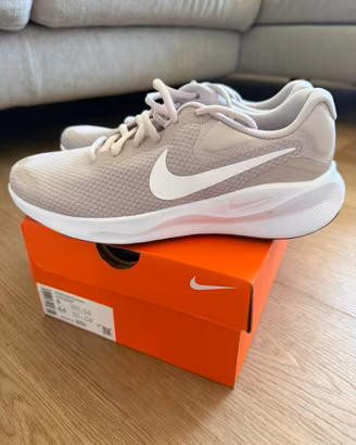Sneakers Nike beige 39 nuove