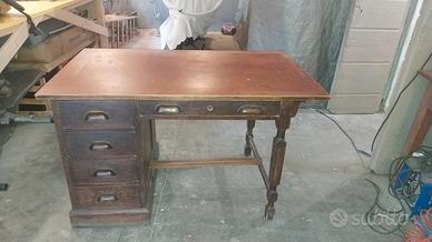 scrivania inizio 900