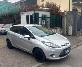 Ford Fiesta 1.4 5 porte Bz.- GPL Titanium