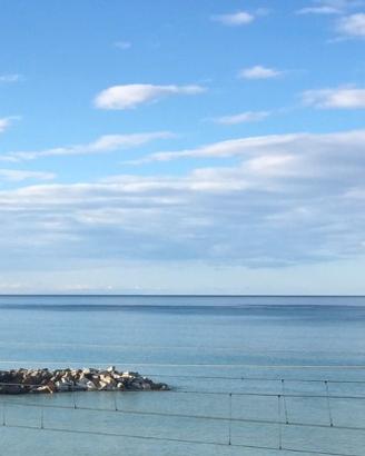 Appartamento fronte mare on ascensore