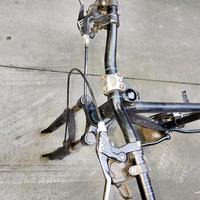 Telaio in alluminio SRAM ammortizzato