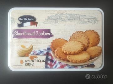 Scatola di latta biscotti francesi 