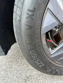 Gomme 225 50 18