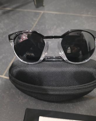 Oakley hsnt