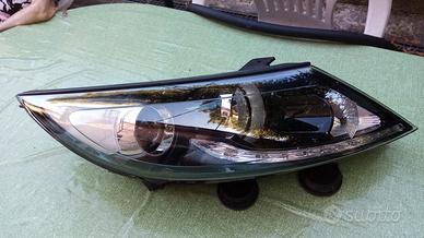 Faro fanale anteriore DESTRO x KIA SPORTAGE 2016