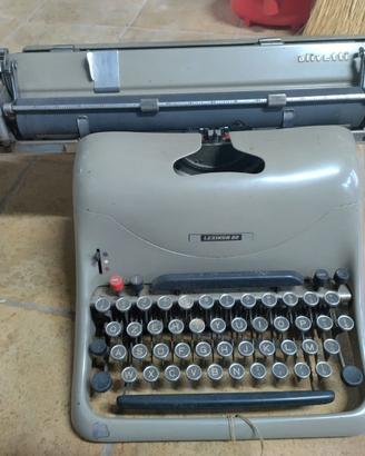 Macchine da scrivere Olivetti Lexicon 80 e Editor