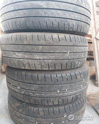 Gomme Pirelli 217 70 r15c