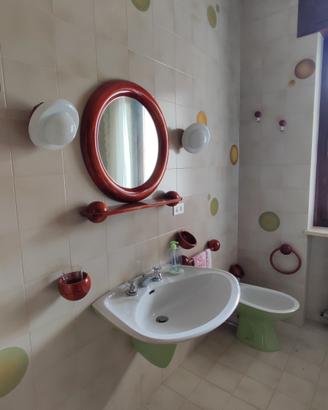 bagno completo sanitari anni 70 design 