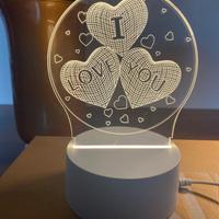 Lampada LED “I Love You” – tre cuori intrecciati