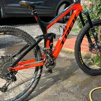 Trek Slash