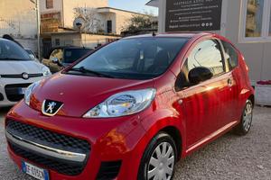 Peugeot 107 1.0cc 68cv Benzina