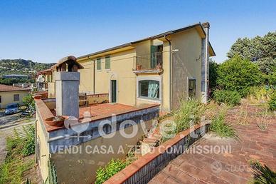 Villa di 260 m² con 5 locali a Settingiano