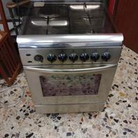 Fornello 3 fuochi piastra e forno