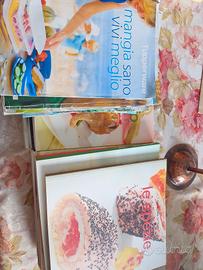 LIBRI CUCINA E DEPLIANT TUPPERWARE 