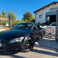 Audi TT Coupé 1.8 TFSI S-LINE