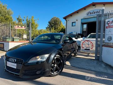 Audi TT Coupé 1.8 TFSI S-LINE