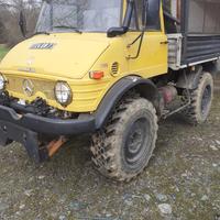 Mercedes-benz unimog 406