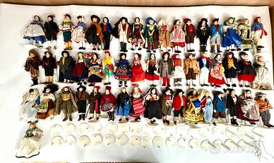 Lotto 52 bambole in ceramica artigianale