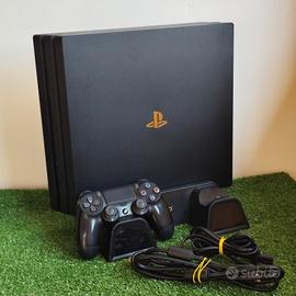 PlayStation 4 Pro FW 12.52 Ricondizionata - Nera