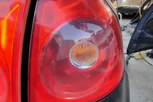 VOLKSWAGEN GOLF 5 2007 - STOP POSTERIORE DESTRO