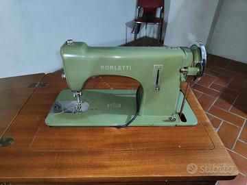 Macchina da cucire vintage Borletti