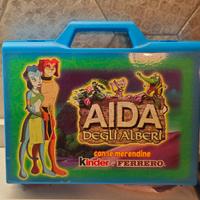 Aida degli alberi Kinder e Ferrero 2001 valigetta