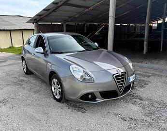 Alfa Romeo Giulietta 1.4 T-jet 120cv NEOPATENTATI
