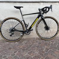 bicicletta ciclocross 