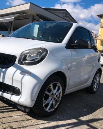 Smart ForTwo 70 1.0 AUTOMATICA PELLE/NAVIGATORE GA