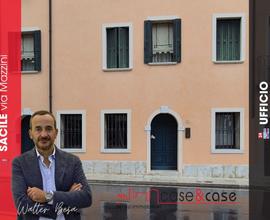 Sacile - Ufficio Rif. L106