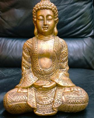 Statua di Buddha in legno dorato