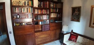 Libreria in noce de Garola