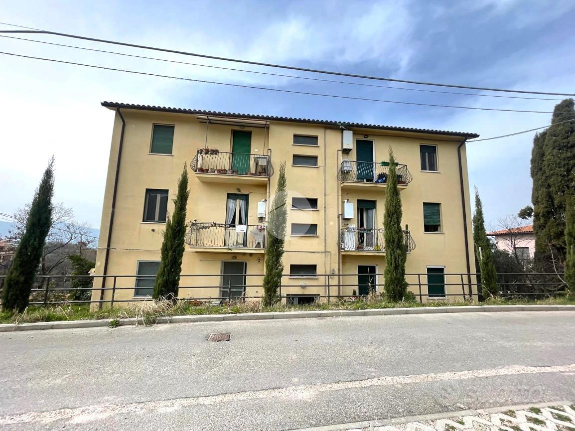 2 LOCALI A STRONCONE - Vista 2