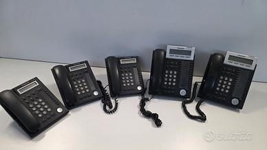 Telefoni professionali Panasonic Kx-DT333 e KX-DT3