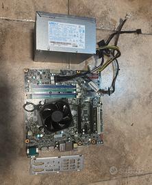 Scheda madre pc completa di alimentazione